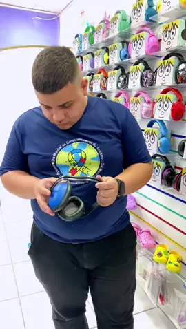 Está a procura de abafadores de ruídos e não sabe aonde encontrar? Temos a maior variedade em abafadores de ruídos que atende todas as idades e de vários níveis de isolamento e com diversas personalizações  #autismo #amor❤ #inclusão  #familiaatipica#abafador#atencion #viralvideo #sensibilidadeauditiva #autismoftiktok#autismobrasil #maeatipica#autis #autismmom 