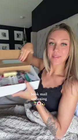 first ever book box 🥹 #BookTok #bookmailisthebestmail #bookmail #unboxing #bookish thank you SO MUCH @Author Lacey Furr 🫶🏼