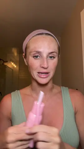 Ok I’m obsessed !! No one judge my hyperpigmentation its sooo bad when I’m pregnant 😫 #pregnant #dermaplaning #tiktokshop 