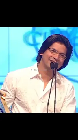 🎶 Chand Sifarish #chandsifarish #fanaa #shaan #hindu #india #bollywoodsong #bollymusic #bollywood #indialoverperú #indiantiktok #bolly #cinehindu🎥 #kzbollywood13 🇮🇳❤️🇵🇪