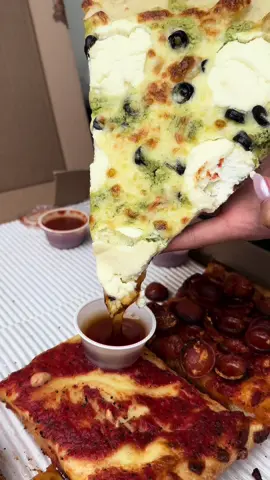 im a fluffy pizza kinda girl & im officially obssesed with Prince St Pizza @Prince Street Pizza  #toronto #torontofood #torontotiktok #thewell #pizza #pizzatime #pizzatiktok #nycpizza #torontopizza #pizzeria #thingstodotoronto #thingstodointoronto #fyp #foryou 