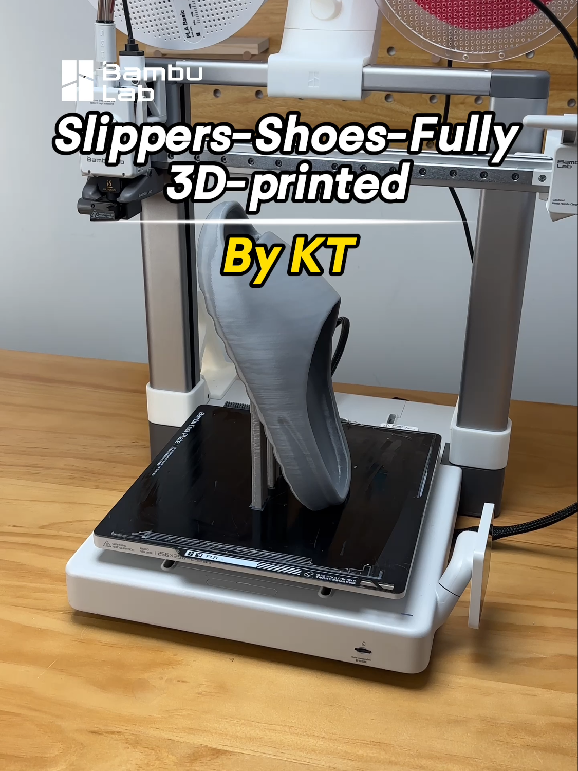 What would you like to print? Model: Slippers-Shoes-Fully3D-printed Designer: KT Filament: Bambu TPU filament #bambulab #bambua1 #3Dprintinglife #3dprinter #slippers