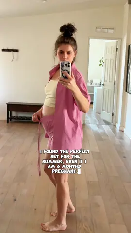 The material is so cozy , i really love it 🥰#dealsforyoudays #tiktokshopfinds #fashiontiktok #tiktokclothes #MomsofTikTok #momlife #womenempowerment #womenclothes #pregnantmama #24weekspregnant 