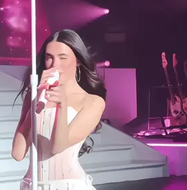 SHE IS SO GORGEOUS 😫😍 @madison #madisonbeertour #madisonbeer #spinnintour #madisonbeeredit #madisonbeerspinnintour #carnival #madisonbeeredits #edits #capcut #hot #fypシ゚viral 