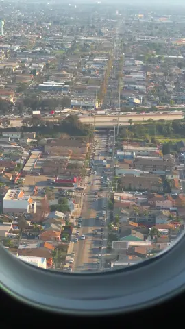 Seeing through the giant boeing 787 window,  the stunning view of Los Angeles near LAX Airport is here! #airport #boeing #boeing787 #flight #airplanes #aerial #aerialview #dronevideo #landscape #losangeles #lax #la #sunset #afternoon #lacounty #airlines #airlinepilot #airlinetiktok 