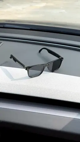 These bluetooth sunglasses are so cool! You can listen to music and answer phone calls without wearing earbuds! #bluetoothsunglasses #bluetooth #sunglasses #metaglasses #couponing#fyp #driver #tiktokshopdealsforyoudays #dealsfordays #usa_tiktok 