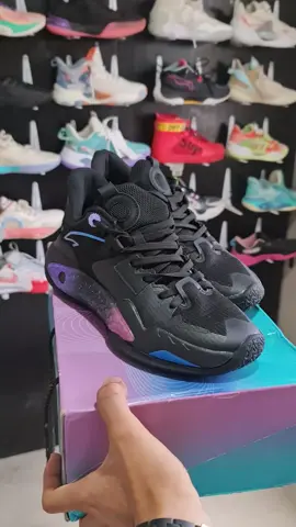 Bakit nga ba si KYRIE SHOCKWAVE 5 yung ating no.1 bestseller #spikey #ieagoshoes #indoorshoes #outdoorshoes #fyp #topgradequalityshoes #freeshipping #viral #kyrieirving 