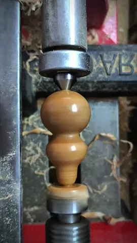 turn wood to make handicrafts#machine #handmade #foryou #satisfying #woodworking #wood #technology 