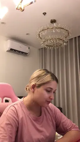 Let me remind you that we are recruiting ESL teachers and our online consultations are in full swing. If some of you are already in Hanoi, we are always happy to see you in our office. Sign up for your free consultation in the private messages 🇻🇳#vietadventurejobs #hanoiteacher #eslinvietnam #workinvietnam 