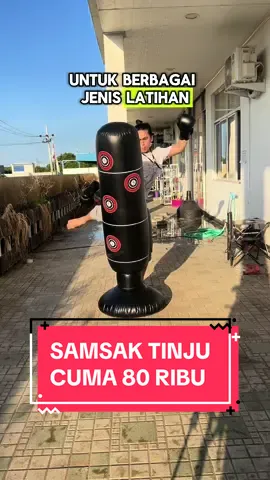 Membalas @bagong GW REVIEW JUJUR! Samsak Angin ini memang benar-benar recommended banget, buat kalian yang lagi cari samsak tinju maupun samsak buat berbagai latihan bela diri dengan harga yang terjangkau. Buat yang mau, kalian bisa check out di keranjang kuning! #samsak #samsaktinju🥊 #samsaktinjuberdiri #samsaktinjumurah #samsakangin #boxing #boxinggloves #boxingbag #samsakmurah #samsakmuaythai #alatlatihanbeladiri #alatbeladiri #sarungtinju #zulfi 