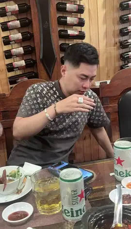 Vì buồn nên mới say 👌