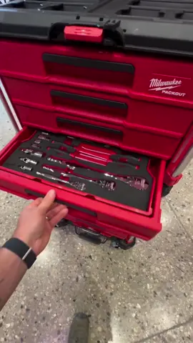 #milwaukeetools #tools #tooltok #fyp #batteryoperated #toolreview #toollife #milwaukeetool #milwaukeepipeline 