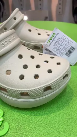 #Crocs Classic Platform Clog  #รองเท้าเพื่อสุขภาพ#แฟชั่นยอดฮิต #สินค้าพร้อมส่ง 