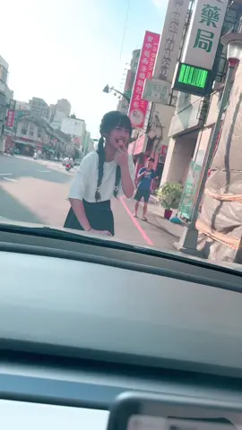 阿婆 日行一善 叫她小美女 可以開心這麼久😂😂😂@ㄗㄗ💓 