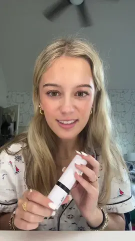 how am i supposed to do this.. #fyp #makeupbymario #makeup #grwm #beauty #help 