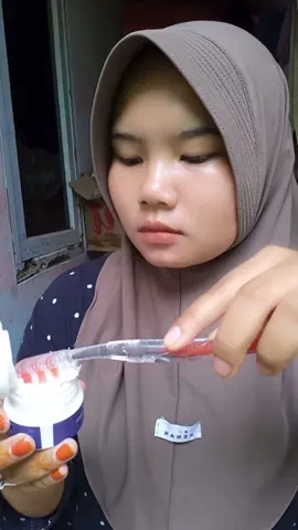 yuk hempaskan gigi kuning dan nafas bau mu, dengan produk whitening powder dari @breylee.id  #breylee #whiteningteeth 