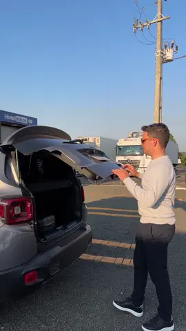 Se hospedar no Hotel Inbox é mais simples do que você imagina.#Após realizar a reserva pelo site, é só chegar, pegar a chave e aproveitar todo conforto feito para você! Confira no vídeo a rotina  de um hóspede do HIB! Acesse o link da bio e faça a sua reserva! #hotelinbox #hib #franquia #hospedagem