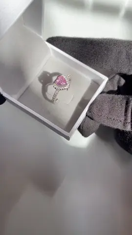 pink rings😍>>>>  #promisering #heartring #pinkring #ring #pandora #couples #cutegift #pink #pandorajewelry #couplegifts #fypシ゚ 