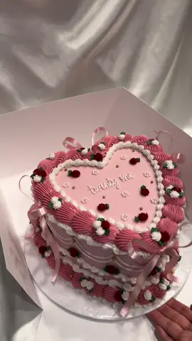 🎂Cake Recap🎂 #kasakakes #AZbaker #phoenixcakes #cakedecorating #customcakes #cake #dessert #birthdaycake #cakeasmr #cakepiping #cake #caketok #cakeaesthetic #heartcake 