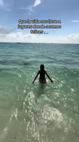 Estar donde mejor nos sentimos, hacer lo que nos hace felices y vivir momentos inolvidables 🧜‍♀️.    