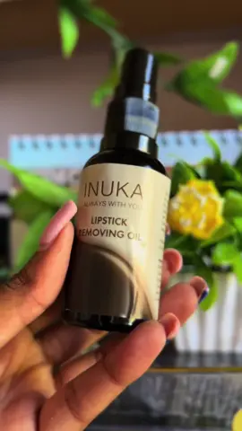 Inuka lipstick removing oil P100🌸😍👌  Contact ☎️+26776169124 🏪Inuka shop in Tawana by BBS MALL GABORONE , we courier nationwide ☺️delivery in gabs P40 #inukacosmetics #softlips #moisturizedlips #lipstickremovingoil #tiktokbotswana🇧🇼tiktoksouthafrica🇿🇦 