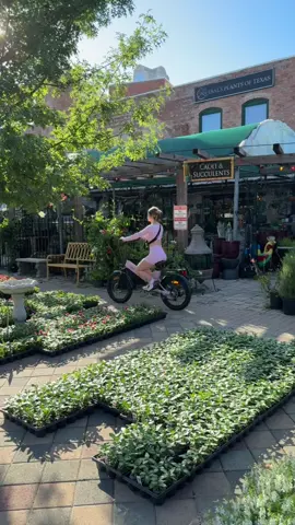 electric, affordable, & convenient?! 🚴🏼‍♀️✨ CODE: savwayy20 for $20 off (per e-bike) tap the 🔗 in my b!0 😚 ##ebike##kboebike##biking##fypシ##kbo