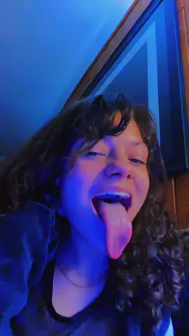 blackhair girl tongue #fyp #longtongue #lengua #women #reallylong #tongue #makeviral #duet #tonguechallenge #lingua #tonguetricks #lengualarga  #longtonguegirl #womentongue #duett #sexy #venoms #perte #neiperte #Love #parati #tongueout #foryou #foryoupage #tiktok #tonguetwister #tonguetok #tonguequeen #tounge #tongues  #selfie #tonguetok #titan #girl  #videooftheday  #funny #like #look  #follow  #music #show #язык #zunge  #blackhair  #pierced  #piercedgirl  #piercing  #piercinglovers  #curlyhair 