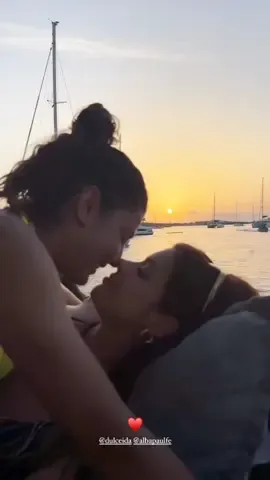 🐭🐸+🌊= ❤️ #amor #iloveyou #albapaulferrer #dulceida #dulceidayalba #dulcealba #aidayalba #pareja #vacaciones @Dulceida @Albapaulfe 