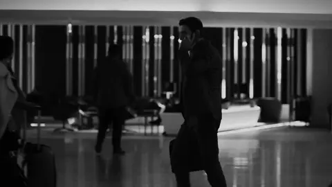 - وليلي طويلٍ وماطفت فيه ناري . #fypシ゚viral #fyp #explore #مزعل_فرحان #💔💔💔💔 