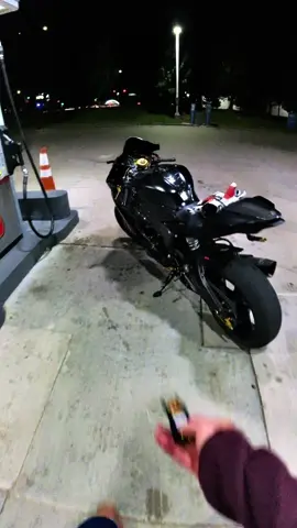 I love you mom. #yamahar6 #akropovic #sportbikelife #bikelife #motorcycle #night  #yamaha #throttletherapy #sportbikeaddicts #sportbike  PS- tiktok this is on a private and closed course and heavily motion blur edited.