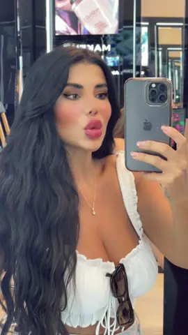 🐝❤️ #Love #beauty #hair #style #cute #fypシ #fyp #explore 