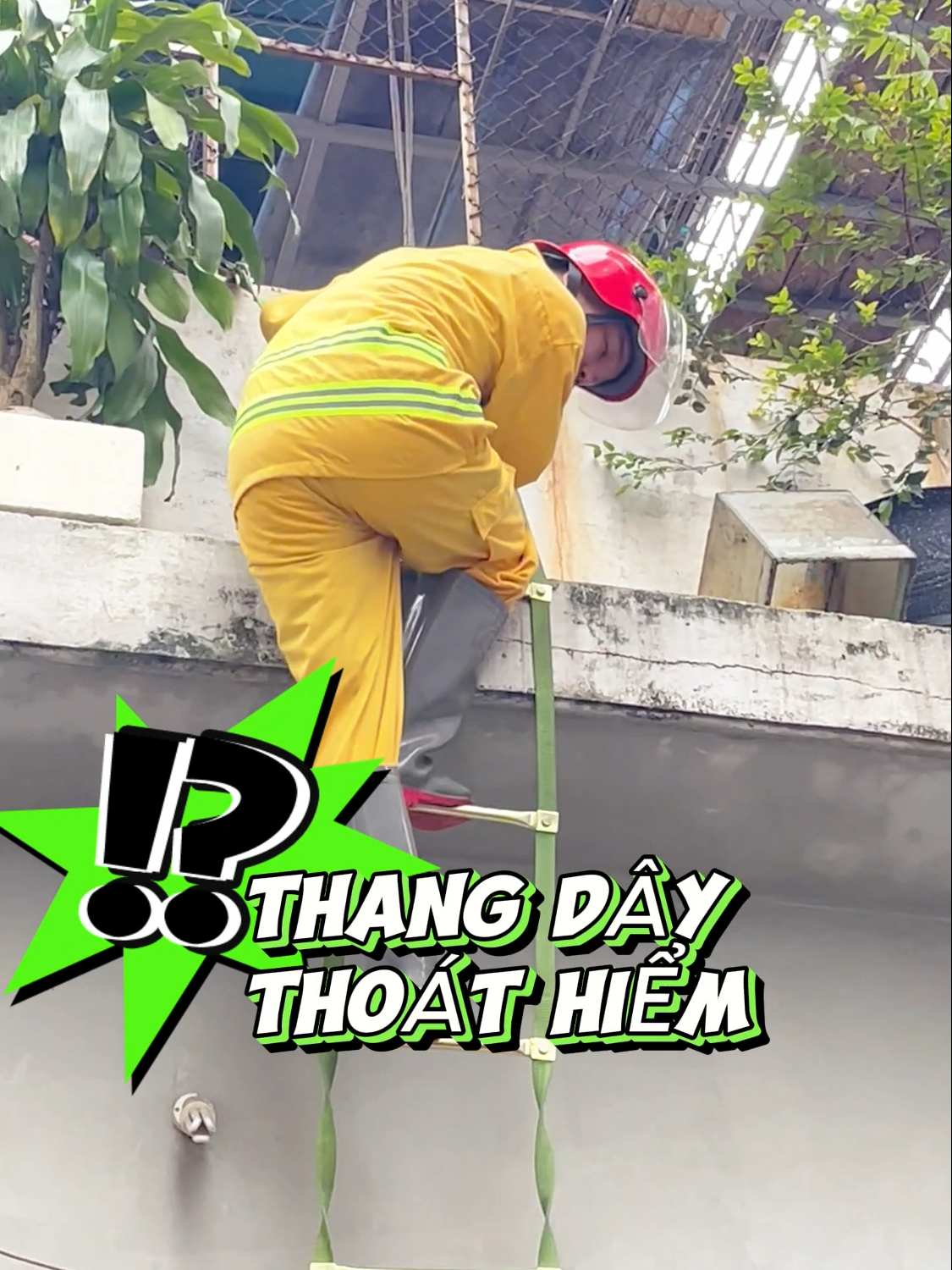 Nhà bạn có thang dây thoát hiểm chưa ? #thangday #thangthoathiem #thang
