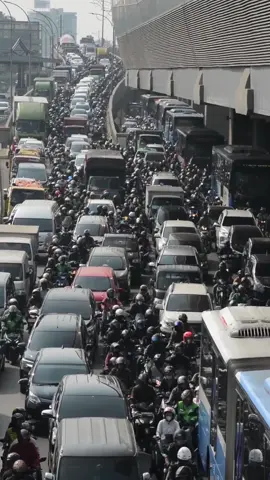 Pejuang Nafkah Keluarga Jakarta  ❤️ #jakarta #macet 