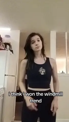 watch my shoulder for voluntary dislocation :)) #fyp #fypage #fypシ゚viral #fyppppppppppppppppppppppp #eminem #trend #windmill #dance #dancechallenge 