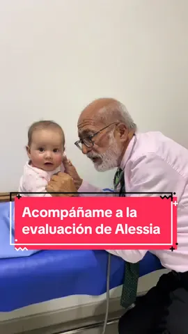 Alessia, vino a su primer control conmigo, gracias a que su mami me conoció por TikTok.  Muchas gracias comunidad por confiar en mi servicio como pediatra. #pediatra #pediatria #bebes #mamás 