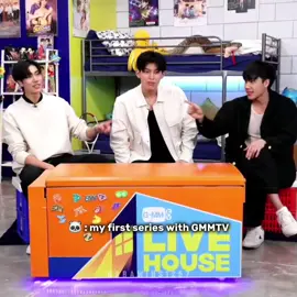 bro forgot hes just removed his wisdom tooth for a second 🤣😭 the aggressive pointing… it’s okay pond we get it 😭😭😭😭 #pondphuwin #ปอนด์ภูวินทร์ #fyp #ppnaravit #phuwintang #pondnaravit #phuwin #GMMTVLiveHouse #raikantopeni #gmmtv #blseries #ปอนด์ณราวิชญ์ #ภูวินทร์ตั้งศักดิ์ยืน #ภูวินทร์ #ปอนด์ 