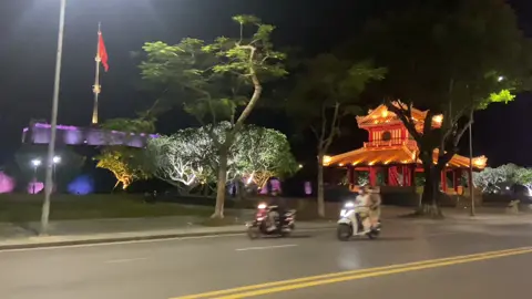 Con đường quen thuộc của các bạn ở bờ bắc đây rồi, Huế đẹp nhất khi về đêm…#hue#chill#xuhuong 