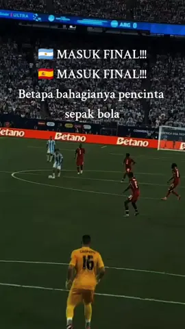 Full senyum 🤗🤗 #copaamerika2024 #EURO2024 #argentina🇦🇷 #spayol🇪🇦🇪🇦 #messi #bola #fypシ #fyppppppppppppppppppppppp 