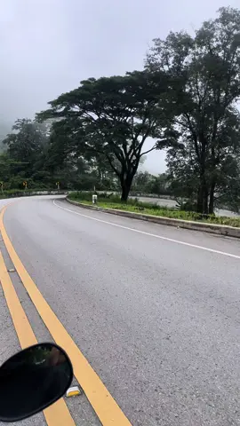 ฮิลใจสุดๆ🌅🌧️🍃#ภูทับเบิกเพชรบูรณ์ #เขาค้อเพชรบูรณ์ #วัยรุ่นอินโด🇮🇩 #ทัวร์ริ่งหนองคาย #วัยรุ่นอินโดหนองคาย 