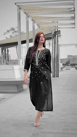 Tary ta ki likh Husan teraa 😉💃🏼@Nidayyyy🖤🦋 #itsloverboyfam #itsloverboyrmy #foryoupage 