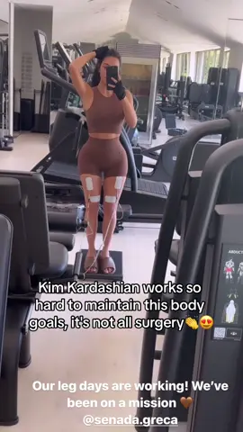 Kim body is amazing 😻#kimkardashian #bodygoal #kardashians #foryou 