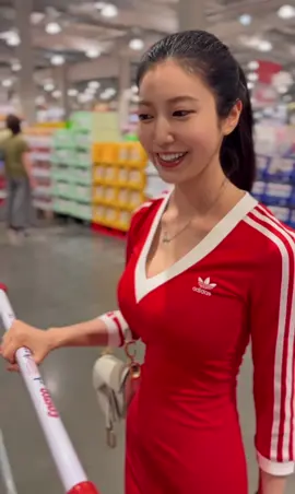 コストコに行ったときの🥤🛒　さっきもライブありがとう🤍