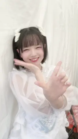 最後のは一発録り成功してうれしそうなあいすさん(  ｰ̀֊ｰ́)و♡