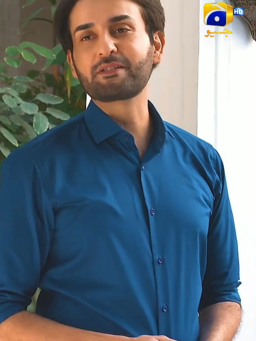 Hamza earned a new car through his job. #AffanWaheed #MadihaImam #SaboorAli