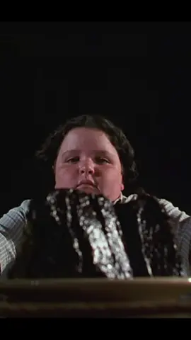 Matilda!!!! 1996 🍫🍰  #movie #movieclips #matilda #brucebogtrotter #dannydevito #misstrunchbull #misshoney #harrywormwood #rheaperlman #acting #film #cinema #fy #explore #marawilson #embethdavidtz #matildawormwood #chocolatecake 
