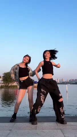 Forever young dance  #foreveryoung #blackpink #foreveryoungdancechallenge #dance #dancechallenge #dancecover #blackpinkofficial  