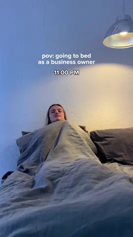 Getting enough sleep as a business owner is a luxury sometimes 😅😴 #businessownerlife #businessgirl #millenialmemes #sleepschedule 