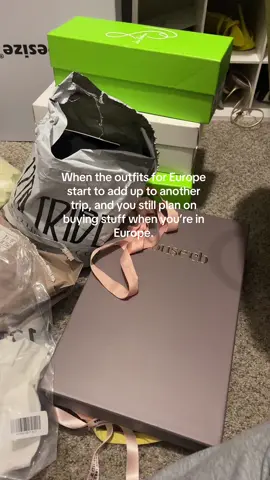 Im just a girl 🛍️