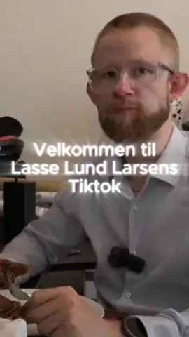 Part 4 spisser mad og vurdere det. Idag er det Hjørrings Pizzaria #mad  #Foodie #LasseLundLarsen #spise #spiser #gamermikkel #pizza #part1 #part2 #food #citypizza #mamspizza #durum #pizza #part3? #part4 #part5comingsoon #food