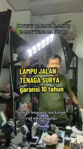 Lampu Jalan tenaga surya 1000w